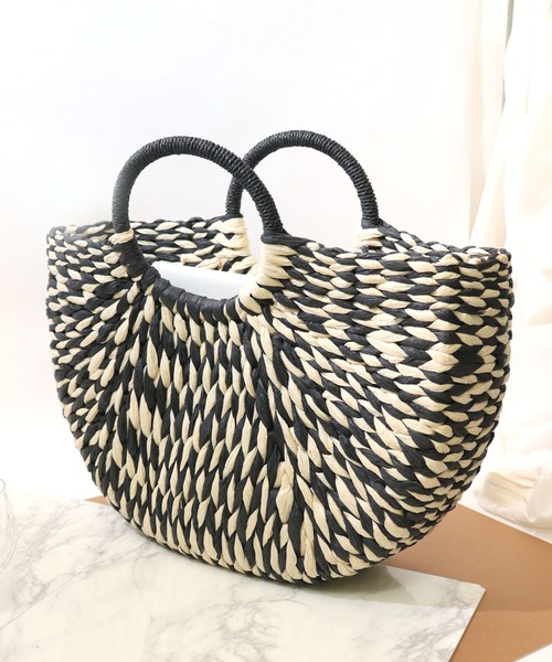 florist（フローリスト）の「セミサークル型ハンドカゴバッグ/ハンドバッグ（かごバッグ・レディース・オフホワイト/ブラック×ホワイト/ブラック/ベージュ・FREE）」の9枚目の写真