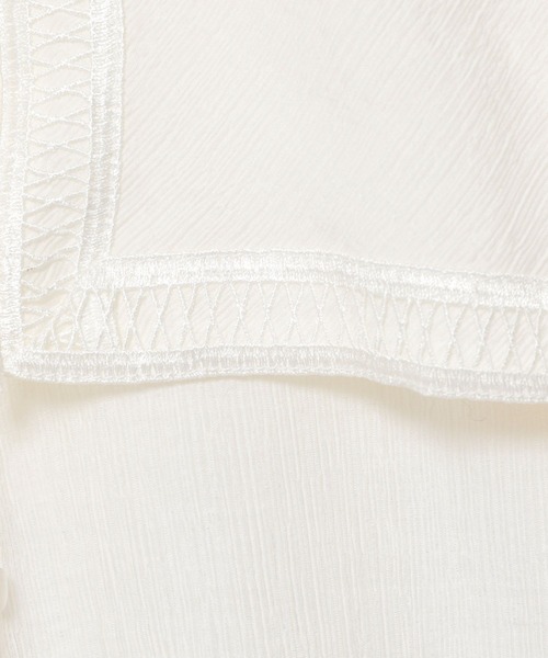 mysty woman（ミスティウーマン）の「襟セットレイヤードチュニック 274587（シャツ/ブラウス・レディース・ブラック/オフホワイト/ピンクベージュ・FREE）」の12枚目の写真