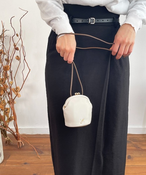 R/b nestle to BEAURE（アールビー）の「Rb ２tone ガマ口 mini Shoulder（ショルダーバッグ・レディース・ブラウン/アイボリー/ブラック/ベージュ・FREE）」の16枚目の写真