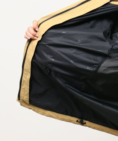 THE NORTH FACE(ザノースフェイス)の「【THE NORTH FACE】MOUNTAIN LIGHT JK(ナイロンジャケット・レディース・ライトベージュ・LARGE/MEDIUM)」の4枚目の写真