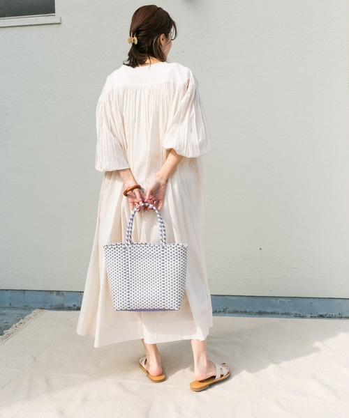 URBAN RESEARCH DOORS（アーバンリサーチドアーズ）の「コットンボイルギャザーワンピース（ワンピース・レディース・ネイビー/オフホワイト/グリーン/グレー系その他・SMALL/MEDIUM）」の18枚目の写真