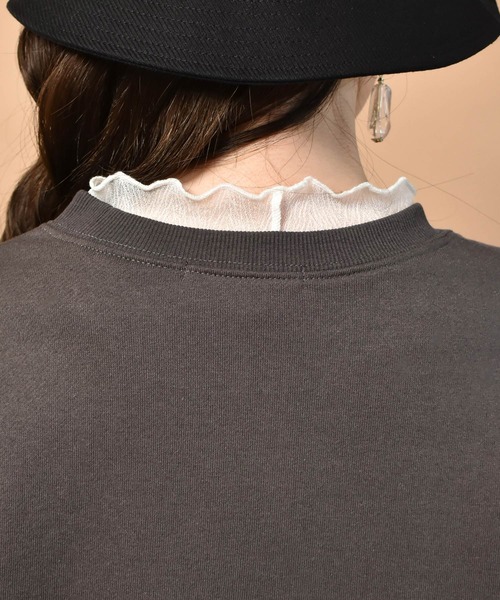 ems excite（エムズエキサイト）の「5分袖ロゴトレーナー（スウェット・レディース・チャコールグレー/ブルー/アイボリー・FREE）」の13枚目の写真