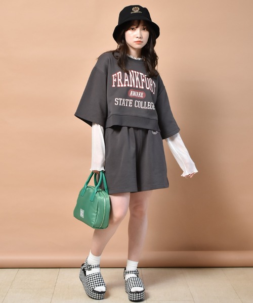 ems excite（エムズエキサイト）の「5分袖ロゴトレーナー（スウェット・レディース・チャコールグレー/ブルー/アイボリー・FREE）」の15枚目の写真