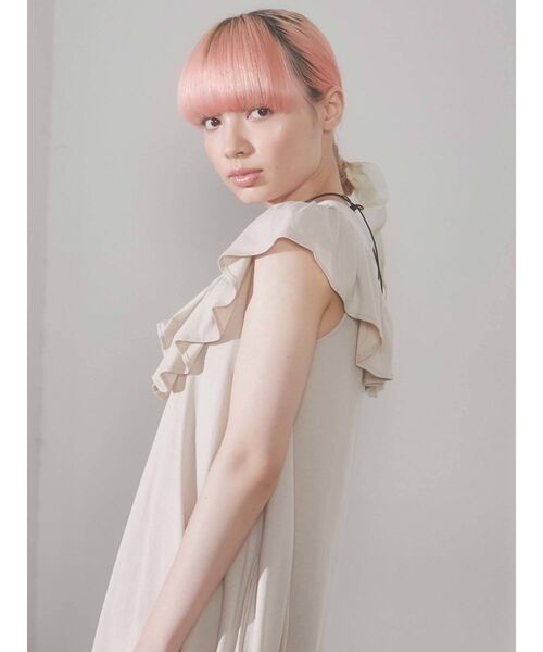 merry jenny（メリージェニー）の「bigフリルカラーカットワンピース（ワンピース・レディース・オフホワイト/ブラック/ベージュ・FREE）」の10枚目の写真