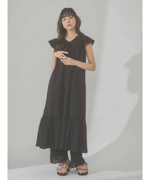 merry jenny（メリージェニー）の「bigフリルカラーカットワンピース（ワンピース・レディース・オフホワイト/ブラック/ベージュ・FREE）」の13枚目の写真