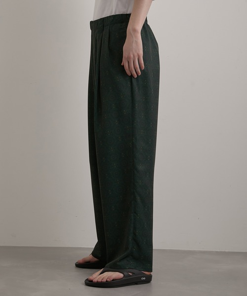 JUNRED(ジュンレッド)の「ヴィンテージアラベスクプリントワイドパンツ(その他パンツ・メンズ・ブラック系その他/グリーン・S/L/M)」の13枚目の写真