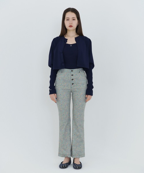 TINA:JOJUN(ティーナジョジュン)の「フラワープリント セミフレアパンツ TINA:JOJUN(その他パンツ・レディース・インディゴブルー/ライトブルー・XS/M/S)」の20枚目の写真