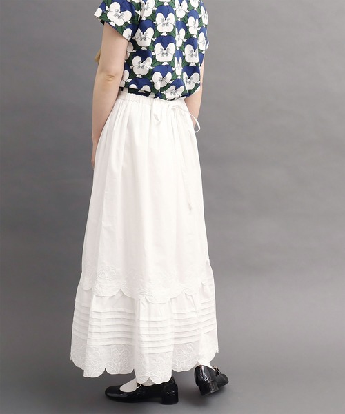 peu pres（プープレ）の「●パンジー刺繍スカート（スカート・レディース・ホワイト/ブラック・FREE）」の21枚目の写真