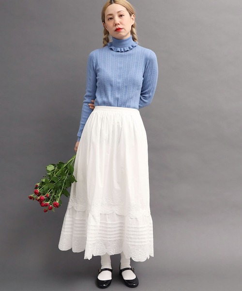 peu pres（プープレ）の「●パンジー刺繍スカート（スカート・レディース・ホワイト/ブラック・FREE）」の3枚目の写真