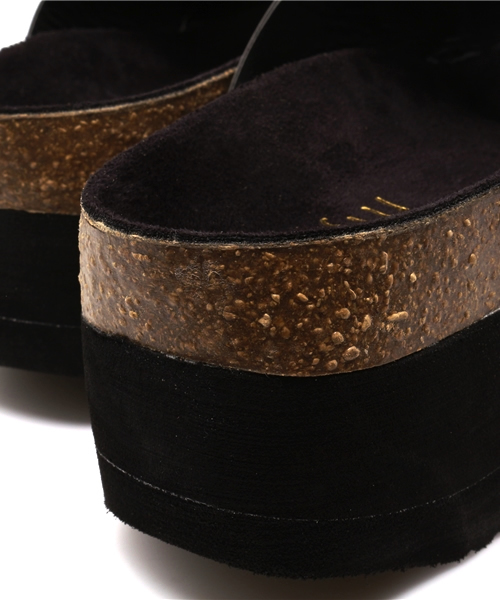 mystic（ミスティック）の「太クロスサンダル（サンダル・レディース・ゴールド/シルバー/オフホワイト/ブラック・37/36/38）」の6枚目の写真