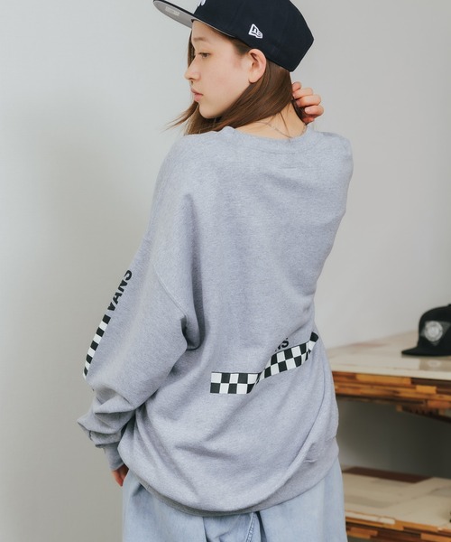 VANS（バンズ）の「ROOPTOKYO別注: VANS/ヴァンズ M PIRATE CREW SWEAT クルーネックスウェット 袖プリント（スウェット・レディース・ホワイト/ブラック/グレー・M/L/S）」の20枚目の写真