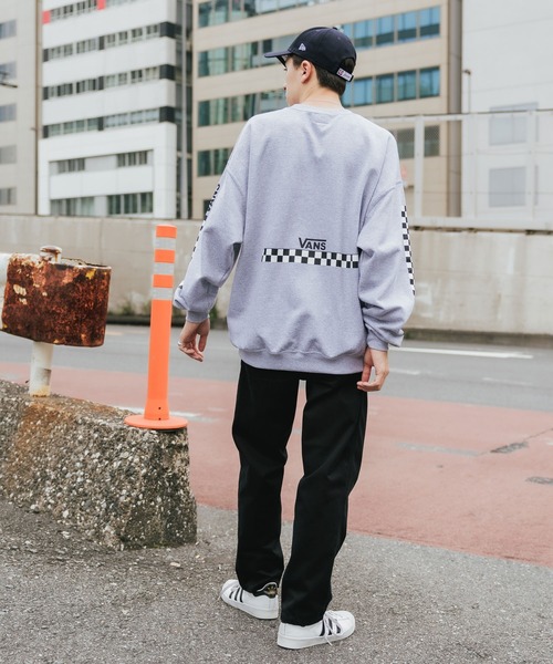 VANS（バンズ）の「ROOPTOKYO別注: VANS/ヴァンズ M PIRATE CREW SWEAT クルーネックスウェット 袖プリント（スウェット・レディース・ホワイト/ブラック/グレー・M/L/S）」の10枚目の写真