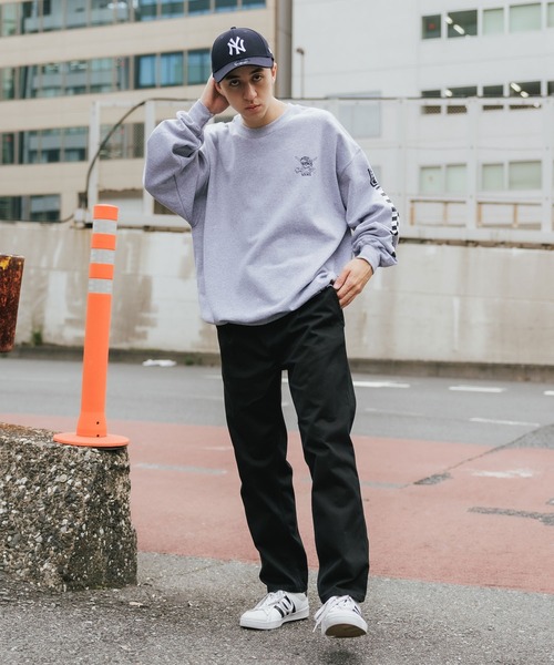 VANS（バンズ）の「ROOPTOKYO別注: VANS/ヴァンズ M PIRATE CREW SWEAT クルーネックスウェット 袖プリント（スウェット・レディース・ホワイト/ブラック/グレー・M/L/S）」の9枚目の写真