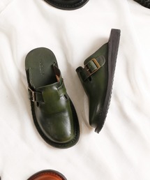 MADULI | MADULI マドゥリ / ADJUSTABLE BUCKLE COMFORT LEATHER CLOG SANDAL アジャスタブルバックルコンフォートレザークロッグサボサンダル/ 21038(スリッポン)