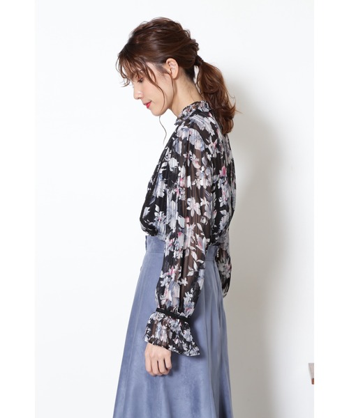 JILL STUART（ジルスチュアート）の「◆ ケリーミックスフラワーブラウス（シャツ/ブラウス・レディース・ブラック/パープル・MEDIUM/SMALL）」の6枚目の写真