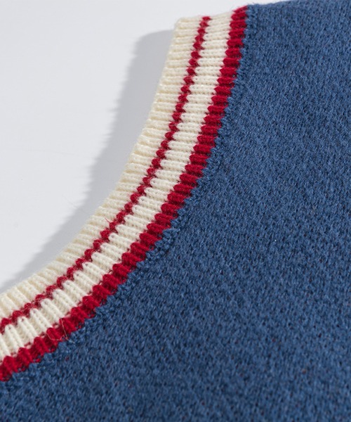 HOOK（フック）の「【HOOK】アシンメトリーベア刺繍Vネックニットベスト（ベスト・メンズ・ネイビー/グリーン・M/L/XL）」の7枚目の写真