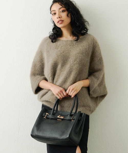 OUVRAGE CLASSE（ウヴラージュクラス）の「フォックスファーポンチョ