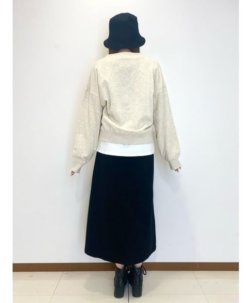 Champion(チャンピオン)の「【Champion】ワンポイントカレッジクルースウェット(スウェット・レディース・オフホワイト/オレンジ/ダークグレー・M/L)」の14枚目の写真