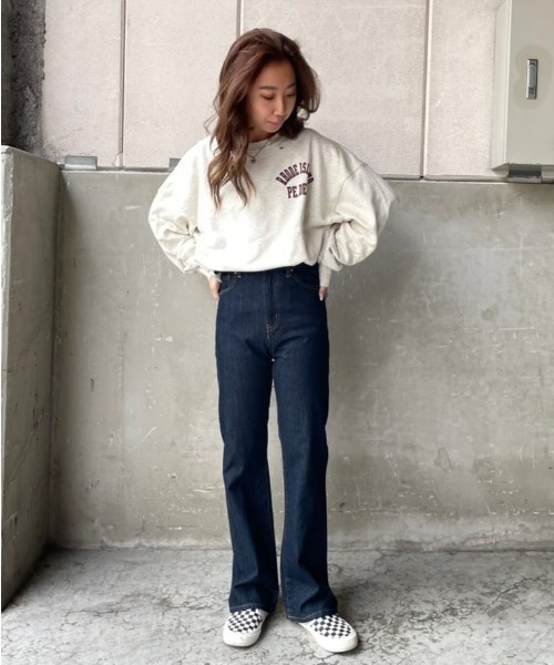 Champion(チャンピオン)の「【Champion】ワンポイントカレッジクルースウェット(スウェット・レディース・オフホワイト/オレンジ/ダークグレー・M/L)」の19枚目の写真
