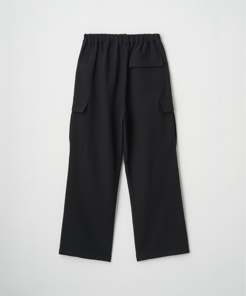juha（ユハ）の「HARDTWIST COTTON CARGO PANTS（カーゴパンツ・メンズ・オフホワイト/ブラック・4/3/2）」の5枚目の写真