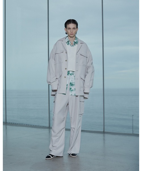 juha（ユハ）の「HARDTWIST COTTON CARGO PANTS（カーゴパンツ・メンズ・オフホワイト/ブラック・4/3/2）」の4枚目の写真