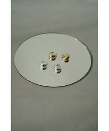 PLUMP HALF MOON PIERCE