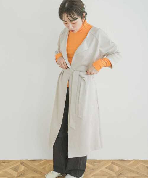 ITEMS URBANRESEARCH（アイテムズ アーバンリサーチ）の「フェイクスエードガウンコート（ノーカラーコート・レディース・アイボリー/モカ/ブラウン・FREE）」の17枚目の写真