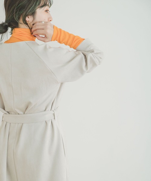 ITEMS URBANRESEARCH（アイテムズ アーバンリサーチ）の「フェイクスエードガウンコート（ノーカラーコート・レディース・アイボリー/モカ/ブラウン・FREE）」の19枚目の写真