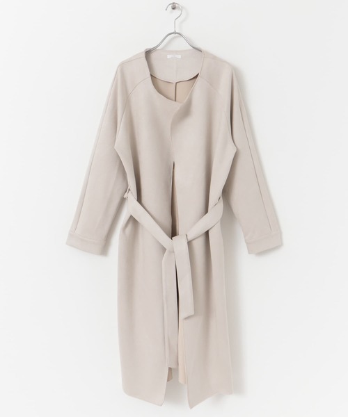 ITEMS URBANRESEARCH（アイテムズ アーバンリサーチ）の「フェイクスエードガウンコート（ノーカラーコート・レディース・アイボリー/モカ/ブラウン・FREE）」の9枚目の写真