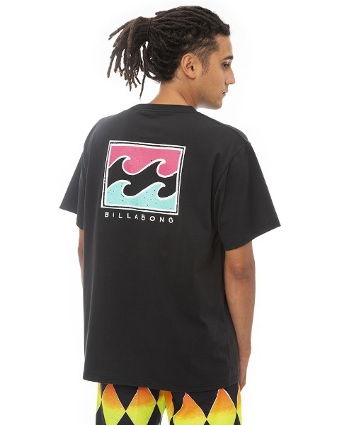BILLABONG(ビラボン)の「BILLABONG メンズ 【FOR SAND AND WATER】 SOFTTY TEE ラッシュガード 【2023年春夏モデル】/ビラボンラッシュ半袖Tシャツ(ラッシュガード・メンズ・ブラック/オフホワイト/ライトブルー・MEDIUM/LARGE/X-LARGE)」の5枚目の写真