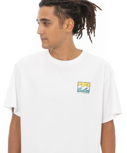 BILLABONG(ビラボン)の「BILLABONG メンズ 【FOR SAND AND WATER】 SOFTTY TEE ラッシュガード 【2023年春夏モデル】/ビラボンラッシュ半袖Tシャツ(ラッシュガード・メンズ・ブラック/オフホワイト/ライトブルー・MEDIUM/LARGE/X-LARGE)」の12枚目の写真