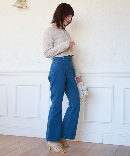 archives（アルシーヴ）の「タイトフレアデニム（デニムパンツ・レディース・サックスブルー/ブルー・SMALL/MEDIUM）」の3枚目の写真