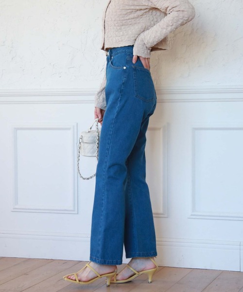 archives（アルシーヴ）の「タイトフレアデニム（デニムパンツ・レディース・サックスブルー/ブルー・SMALL/MEDIUM）」の19枚目の写真