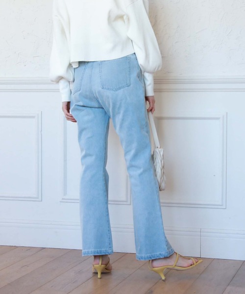 archives（アルシーヴ）の「タイトフレアデニム（デニムパンツ・レディース・サックスブルー/ブルー・SMALL/MEDIUM）」の6枚目の写真