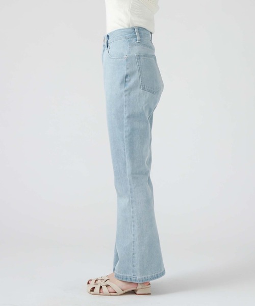 archives（アルシーヴ）の「タイトフレアデニム（デニムパンツ・レディース・サックスブルー/ブルー・SMALL/MEDIUM）」の16枚目の写真