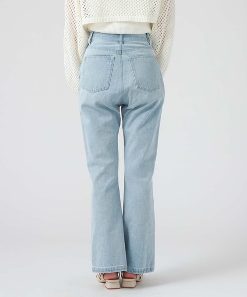 archives（アルシーヴ）の「タイトフレアデニム（デニムパンツ・レディース・サックスブルー/ブルー・SMALL/MEDIUM）」の15枚目の写真