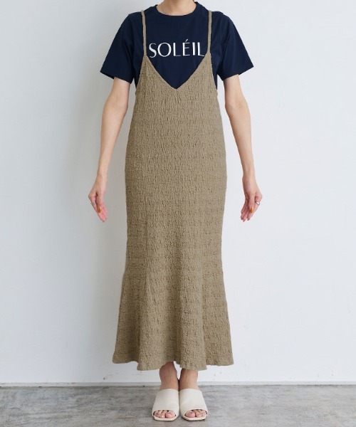Pierrot(ピエロ)の「ふくれジャカードカットソーキャミワンピース(ワンピース・レディース・ブラック/ベージュ・M/L)」の9枚目の写真