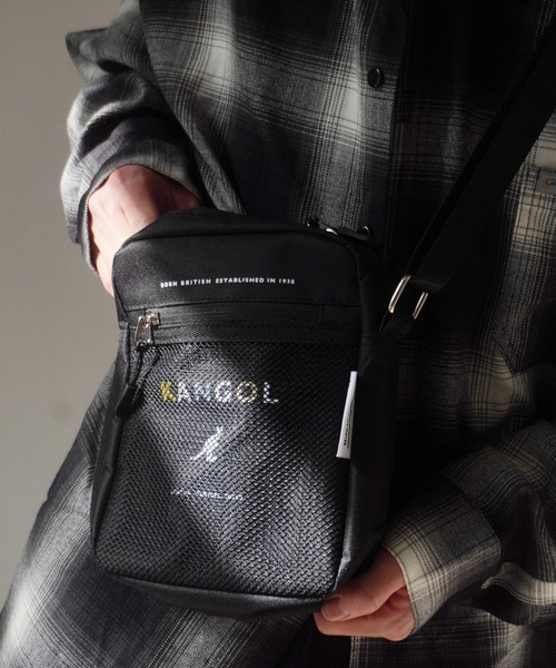 KANGOL(カンゴール)の「【 KANGOL / カンゴール 】 メッシュ ポケット ショルダーバッグ(ショルダーバッグ・メンズ・ブラウン/ブラック/ホワイト/ブラック×ホワイト・FREE)」の10枚目の写真