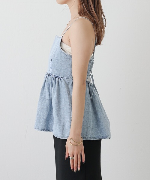 COLONY 2139（コロニートゥーワンスリーナイン）の「デニムキャミブラウス（キャミソール・レディース・ネイビー/ブルー・FREE）」の14枚目の写真