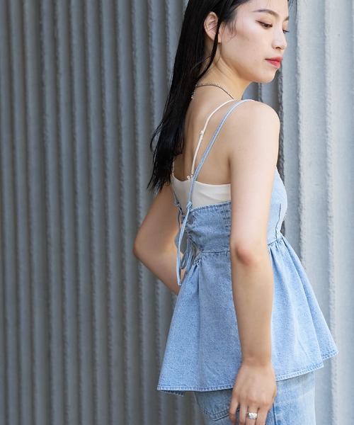 COLONY 2139（コロニートゥーワンスリーナイン）の「デニムキャミブラウス（キャミソール・レディース・ネイビー/ブルー・FREE）」の15枚目の写真