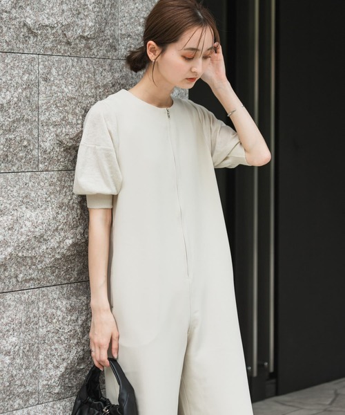 SENSE OF PLACE by URBAN RESEARCH（センスオブプレイスバイアーバンリサーチ）の「ボリュームスリーブオールインワン（サロペット/オーバーオール・レディース・ライトベージュ/ブルー/ブラック・SMALL/MEDIUM）」の18枚目の写真