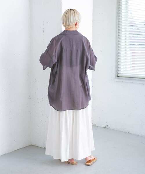 KBF（ケイビーエフ）の「タックギャザーボリュームフレアスカート（スカート・レディース・ブラック/オフホワイト・ONE）」の16枚目の写真