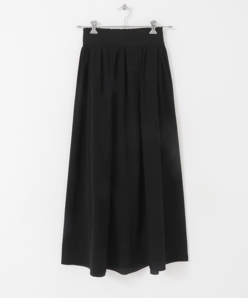 KBF（ケイビーエフ）の「タックギャザーボリュームフレアスカート（スカート・レディース・ブラック/オフホワイト・ONE）」の21枚目の写真