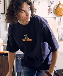 UN-FILLED（アンフィルド）の「mt8555-GERBERA DOG BOX LOGO EMB HEAVY WEIGHTBIG-T - French Bulldog Tシャツ（Tシャツ/カットソー）」