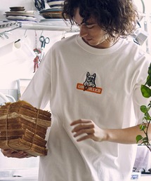 UN-FILLED（アンフィルド）の「mt8555-GERBERA DOG BOX LOGO EMB HEAVY WEIGHTBIG-T - French Bulldog Tシャツ（Tシャツ/カットソー）」