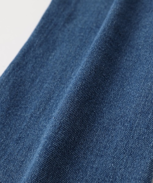 URBAN CHERRY（アーバンチェリー）の「センタースリットデザインフレアデニムパンツ（デニムパンツ・キッズ・ブルー・140cm/120cm/110cm/130cm）」の10枚目の写真