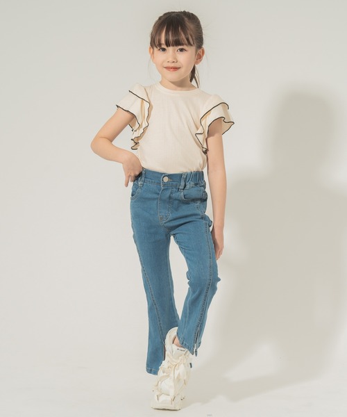 URBAN CHERRY（アーバンチェリー）の「センタースリットデザインフレアデニムパンツ（デニムパンツ・キッズ・ブルー・140cm/120cm/110cm/130cm）」の11枚目の写真