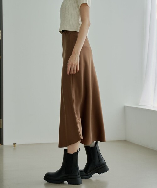 coen（コーエン）の「トラックソールサイドゴアブーツ（ブーツ・レディース・ブラック/ナチュラル・23cm/23.5cm/24.5cm/25cm）」の7枚目の写真