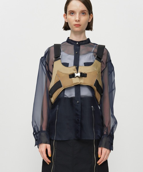 CITY TOKYO（シティトウキョウ）の「【異素材MIX】【撥水・防水機能】メッシュコンビネーションハーネスビスチェ（ベスト・レディース・ベージュ/グレー・FREE）」の16枚目の写真