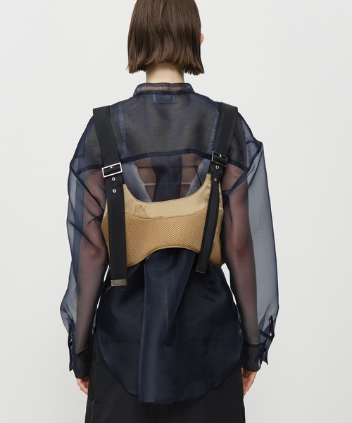 CITY TOKYO（シティトウキョウ）の「【異素材MIX】【撥水・防水機能】メッシュコンビネーションハーネスビスチェ（ベスト・レディース・ベージュ/グレー・FREE）」の18枚目の写真